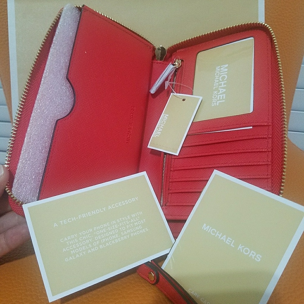 new iphone wristlet wallet clutch michael kors mk